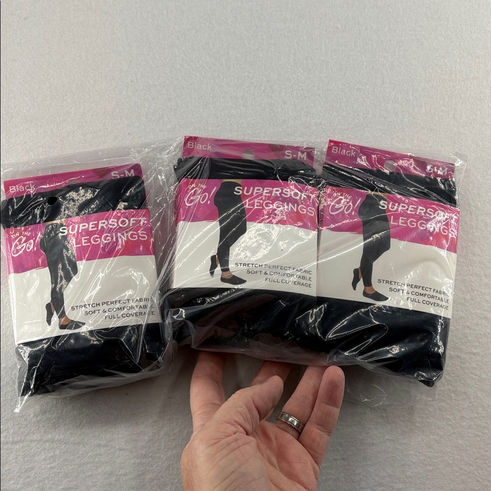 NEW (3-PACK) SuperSoft High Waist Essential Leggings - Black - Small/Medium